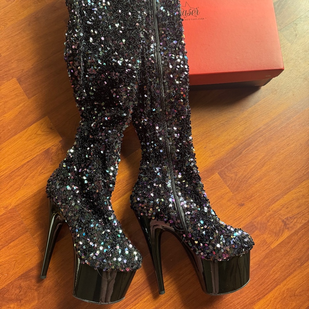 Thigh high sequins pleaser boots size 9